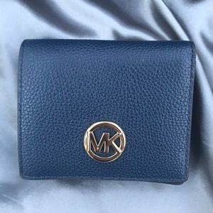 Michael Kors🌷 Fulton Carryall Card Case Navy